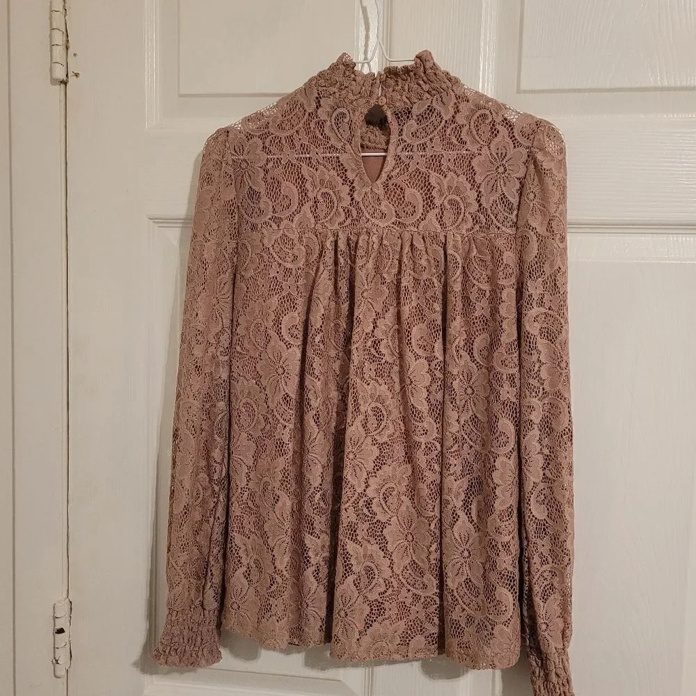 ‎Cable & gauge vintage style floral top - Picture 6 of 9